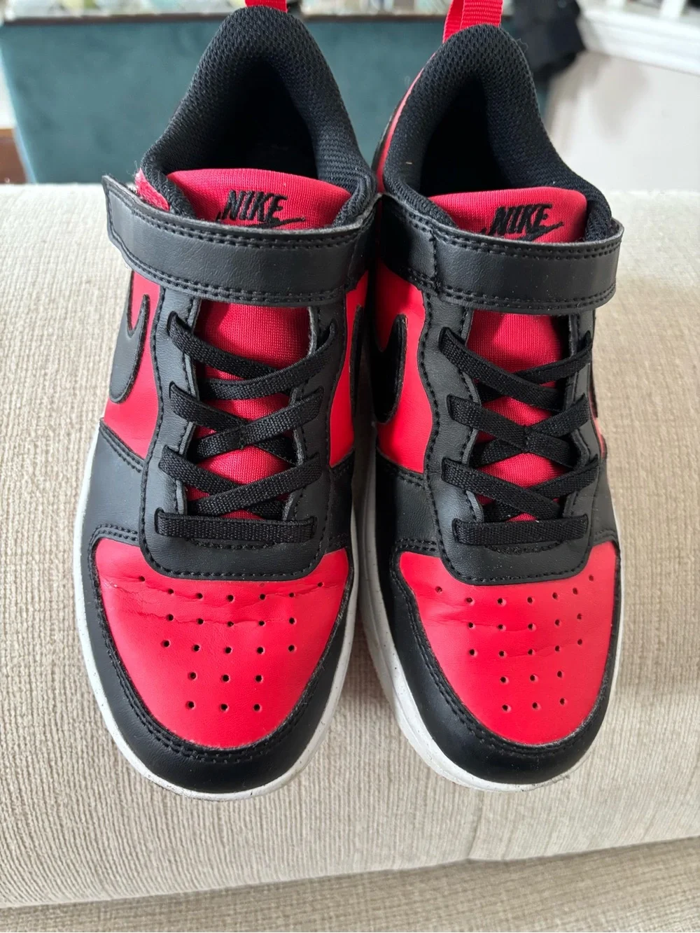 Nike Kids Black and Red Sneakers with Velcro Strap
